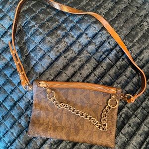 Michael kors shoulder/ hip purse